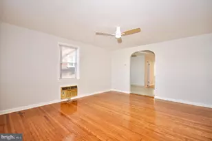 8037 Pine Rd, Philadelphia, PA 19111 - Photo 3