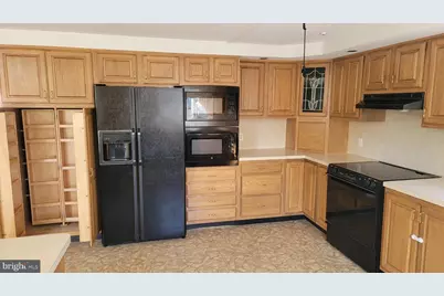 8027 Narvon Street, Philadelphia, PA 19136 - Photo 3