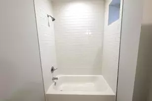 2404 W Thompson St, Philadelphia, PA 19121 - Photo 5