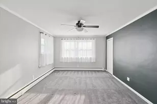 703 Hoffnagle St, Philadelphia, PA 19111 - Photo 7