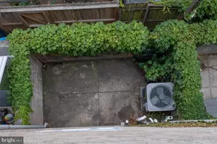 2406 Catharine St, Philadelphia, PA 19146 - Photo 33