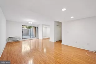 200 Lombard St, Philadelphia, PA 19147 - Photo 3