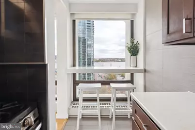 210 Locust Street #15AW, Philadelphia, PA 19106 - Photo 11