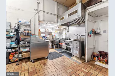 1542 W Diamond Street, Philadelphia, PA 19121 - Photo 9