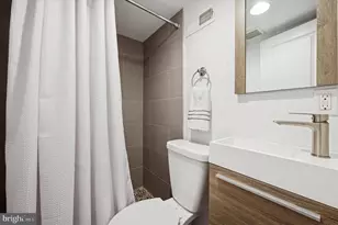 1827 Hoffman St, Philadelphia, PA 19145 - Photo 23