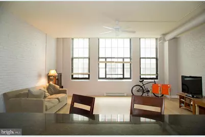 2429 Locust Street #411, Philadelphia, PA 19103 - Photo 5