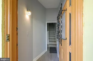 76 W Sharpnack St, Philadelphia, PA 19119 - Photo 3