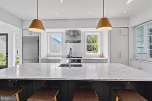 14 Pelham Rd, Philadelphia, PA 19119 - Photo 13