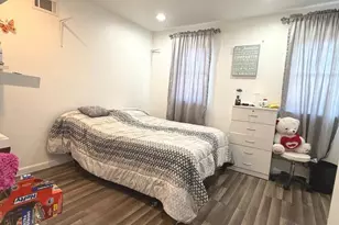 653 N 37th St, Philadelphia, PA 19104 - Photo 9