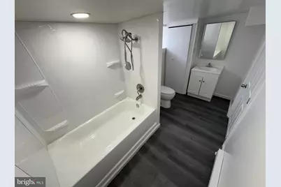 5400 Larchwood Avenue, Philadelphia, PA 19143 - Photo 7