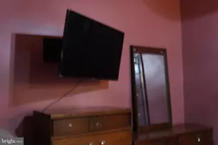 121 E Tulpehocken, Philadelphia, PA 19144 - Photo 17