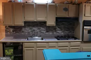 121 E Tulpehocken, Philadelphia, PA 19144 - Photo 9