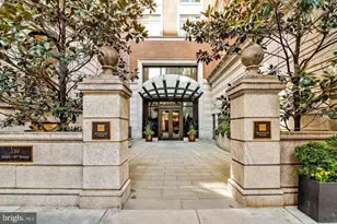 130 S 18th St, Philadelphia, PA 19103 - Photo 1