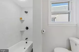 2839 Winton St, Philadelphia, PA 19145 - Photo 15