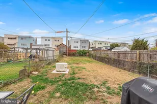 8822 Dewees St, Philadelphia, PA 19152 - Photo 29