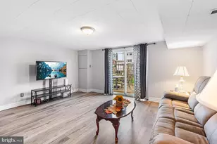 8822 Dewees St, Philadelphia, PA 19152 - Photo 25