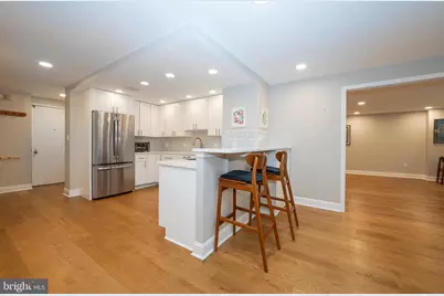 1919 Chestnut Street #523-24, Philadelphia, PA 19103 - Photo 3