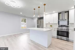 11046 Ferndale St, Philadelphia, PA 19116 - Photo 9