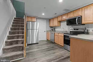 1714 Wallace St, Philadelphia, PA 19130 - Photo 13