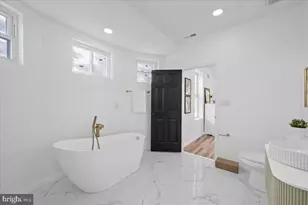 1021 S 60th St, Philadelphia, PA 19143 - Photo 23