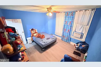 228 W Ontario Street, Philadelphia, PA 19140 - Photo 47