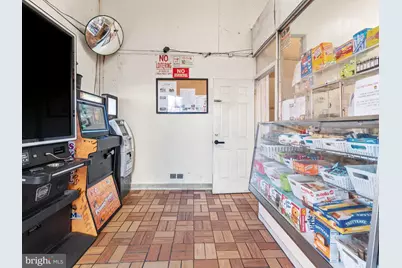 1542 W Diamond Street, Philadelphia, PA 19121 - Photo 5