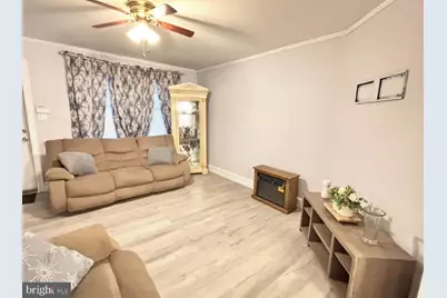 137 W Spencer Avenue, Philadelphia, PA 19120 - Photo 5