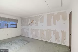 13020 Kelvin Ave, Philadelphia, PA 19116 - Photo 17