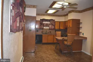 1823 S 17th St, Philadelphia, PA 19145 - Photo 11