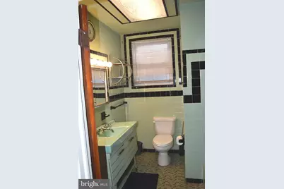 1823 S 17th Street, Philadelphia, PA 19145 - Photo 35