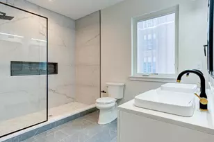 632 Moyer St, Philadelphia, PA 19125 - Photo 15