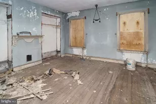 701 N 42nd St, Philadelphia, PA 19104 - Photo 17