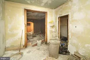 701 N 42nd St, Philadelphia, PA 19104 - Photo 7