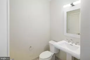 210 S 25th St, Philadelphia, PA 19103 - Photo 21