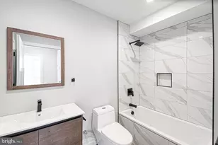 526 Brown St, Philadelphia, PA 19123 - Photo 13