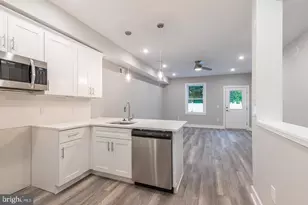 2040 N 19th St, Philadelphia, PA 19121 - Photo 9