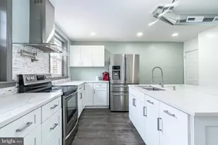 6606 Algard St, Philadelphia, PA 19135 - Photo 5