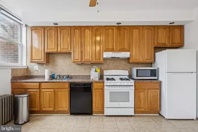 2001 S 13th Street, Philadelphia, PA 19148 - Photo 3