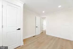 651 E Carver St, Philadelphia, PA 19120 - Photo 25