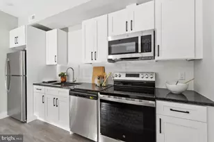 1704 N 22nd St, Philadelphia, PA 19121 - Photo 9