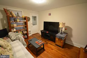 5 Penn Ct, Philadelphia, PA 19144 - Photo 9