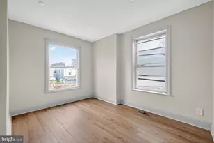 1819 E Sergeant St, Philadelphia, PA 19125 - Photo 13