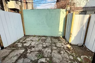 2041 E Cambria St, Philadelphia, PA 19134 - Photo 9