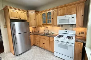 2041 E Cambria St, Philadelphia, PA 19134 - Photo 7