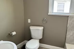 2008 Latona St, Philadelphia, PA 19146 - Photo 9