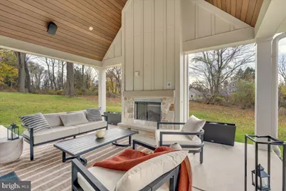 385 Port Royal Avenue, Philadelphia, PA 19128 - Photo 9