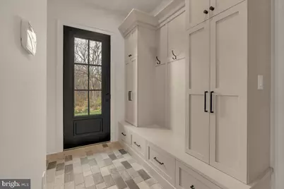 385 Port Royal Avenue, Philadelphia, PA 19128 - Photo 17