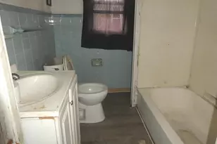 2010 Sigel St, Philadelphia, PA 19145 - Photo 9