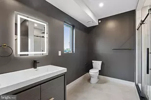 2720 Wharton St, Philadelphia, PA 19146 - Photo 29