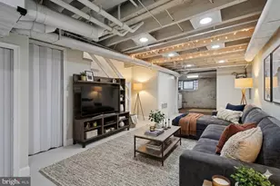 863 N Woodstock St, Philadelphia, PA 19130 - Photo 23